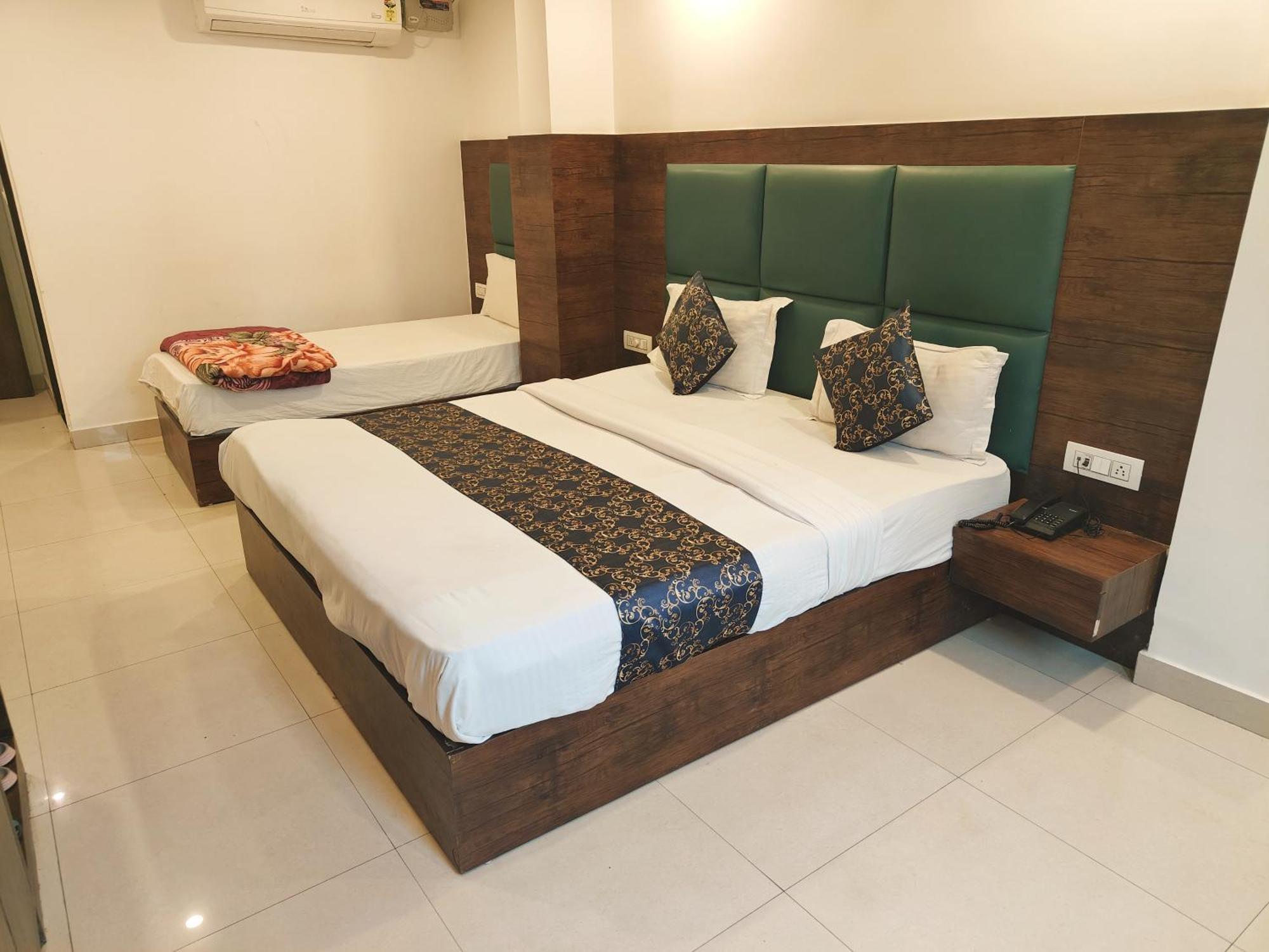 Hotel Le Mount Plaza Near Igi Airport Delhi Nuova Delhi Esterno foto