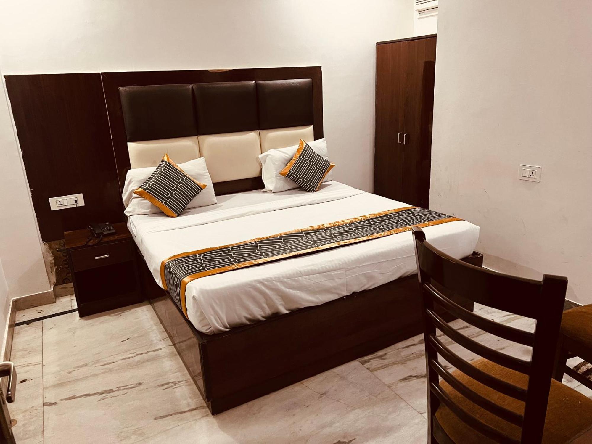 Hotel Le Mount Plaza Near Igi Airport Delhi Nuova Delhi Esterno foto